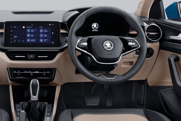 Skoda Slavia Style 1.0L TSI MT 2023