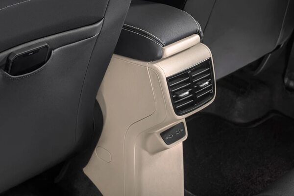 Skoda Slavia Style 1.0L TSI MT 2023