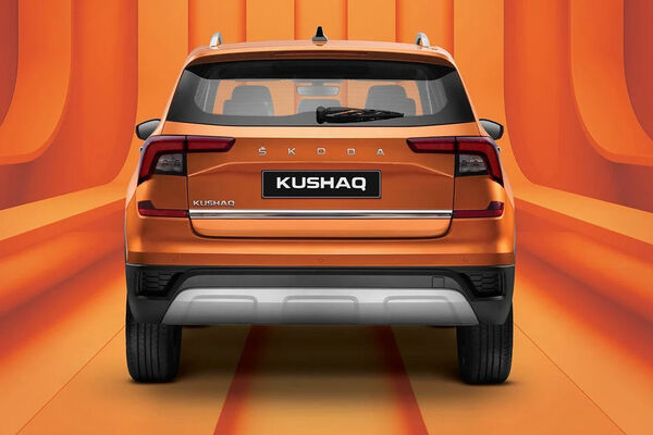 Skoda Kushaq Active 1.0L TSI MT 2022