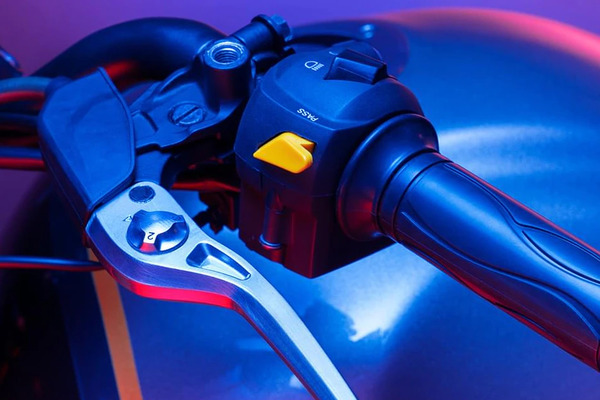 TVS Ronin Single Tone Single Channel 2024