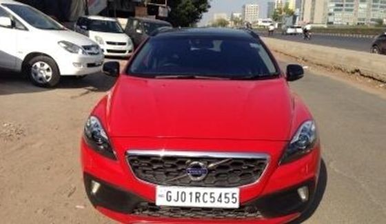 Used Volvo V40 Cross Country D32013