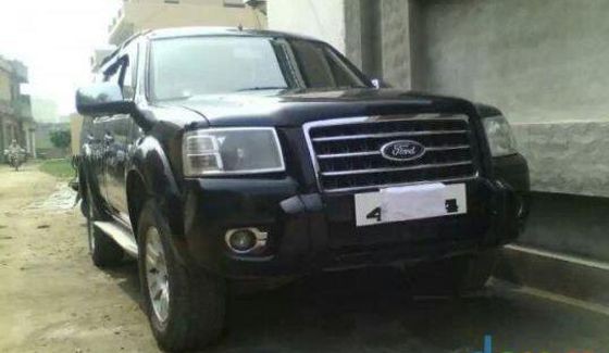 Used Ford Endeavour 2.5L 4x2 2008