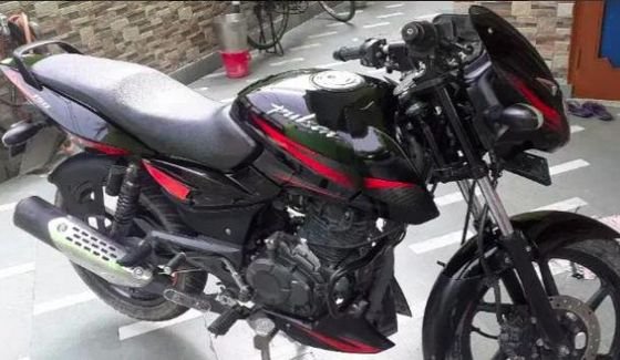 Used Bajaj Pulsar 220cc 2019