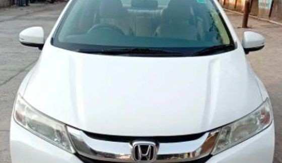 Used Honda City V i-VTEC 2015