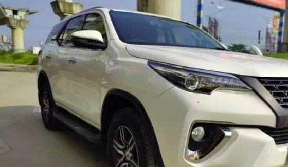 Used Toyota Fortuner 2.8 4x4 AT 2017