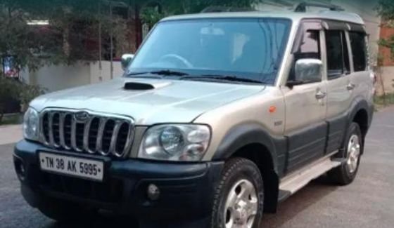 Used Mahindra Scorpio DX 2.6 TURBO 8 STR 2006