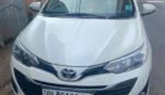 Used Toyota Yaris V AT 2019
