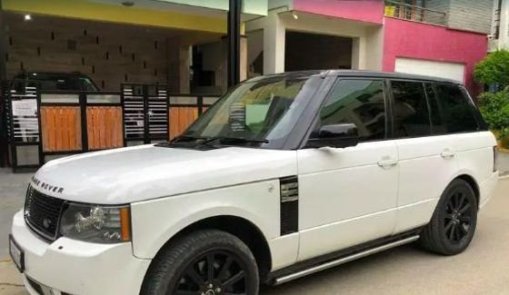 Used Land Rover Range Rover 4.4 SDV8 VOGUE SE 2011