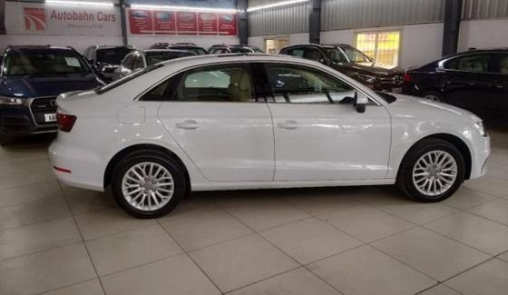 Used Audi A3 35 TDI Premium Plus + Sunroof 2016