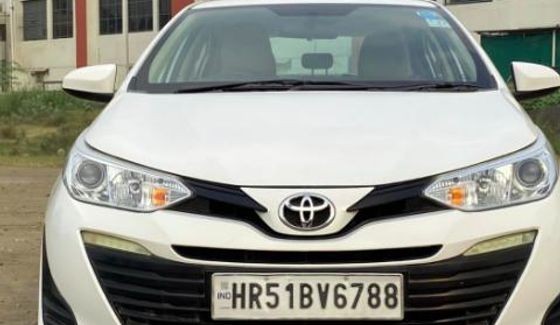 Used Toyota Yaris J AT 2018