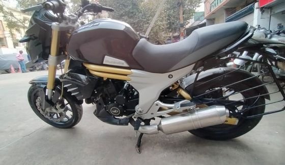Used Mahindra Mojo 300cc 2017