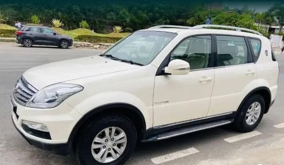 Used Mahindra Ssangyong Rexton RX7 2014