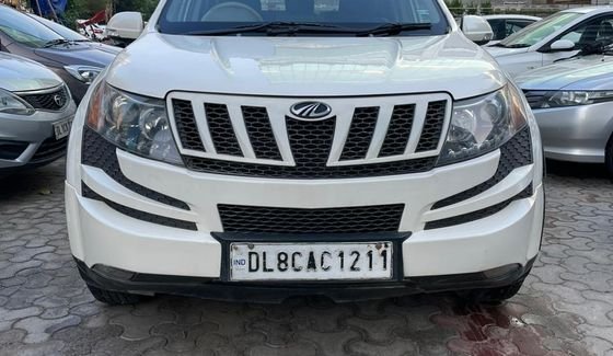Used Mahindra XUV500 W8 2014