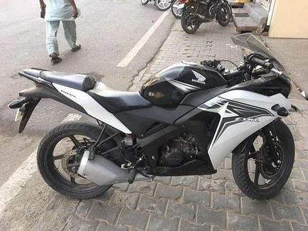 Used Honda CBR 150R 150cc 2012