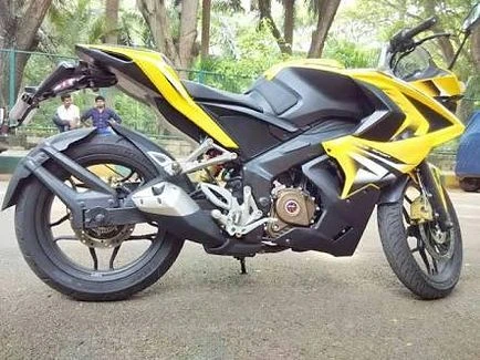 Used Bajaj Pulsar RS200 2015