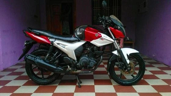 Used Yamaha SZR 150cc 2012