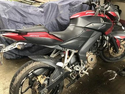 Used Bajaj Pulsar NS200 2013