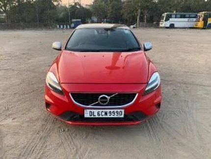 Used Volvo V40 D3 R-Design 2018