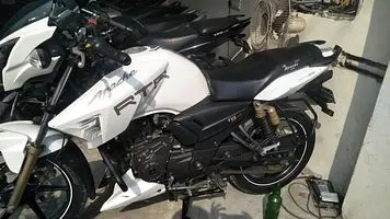 TVS Apache RTR 180cc 2015