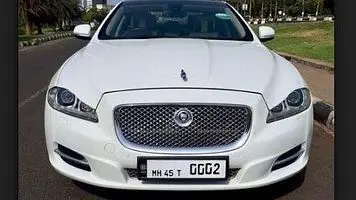 Jaguar XJ 2.0L Portfolio LWB 2013