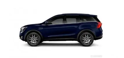 Mahindra XUV700 MX Petrol MT 5 STR 2022