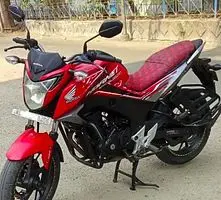 Honda CB Hornet 160R CBS 2016