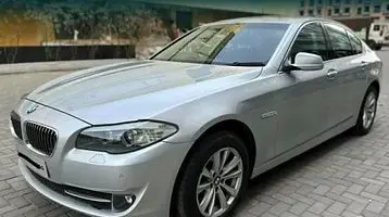BMW 5 Series 520D LUXURY LINE 2011