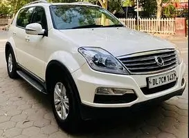 Mahindra Ssangyong Rexton RX7 2013