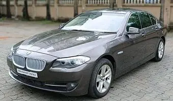 BMW 5 Series 523I 2010