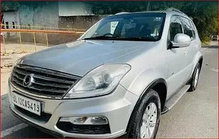 Mahindra Ssangyong Rexton RX7 2014