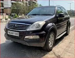 Mahindra Ssangyong Rexton RX5 2013