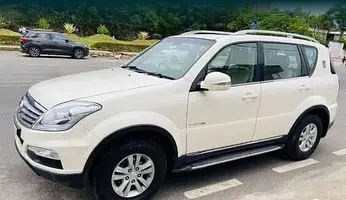 Mahindra Ssangyong Rexton RX7 2014