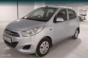 Hyundai i10 Sportz 1.2 AT 2012