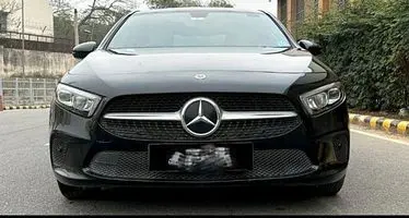 Mercedes-Benz A-Class Limousine 200d 2022